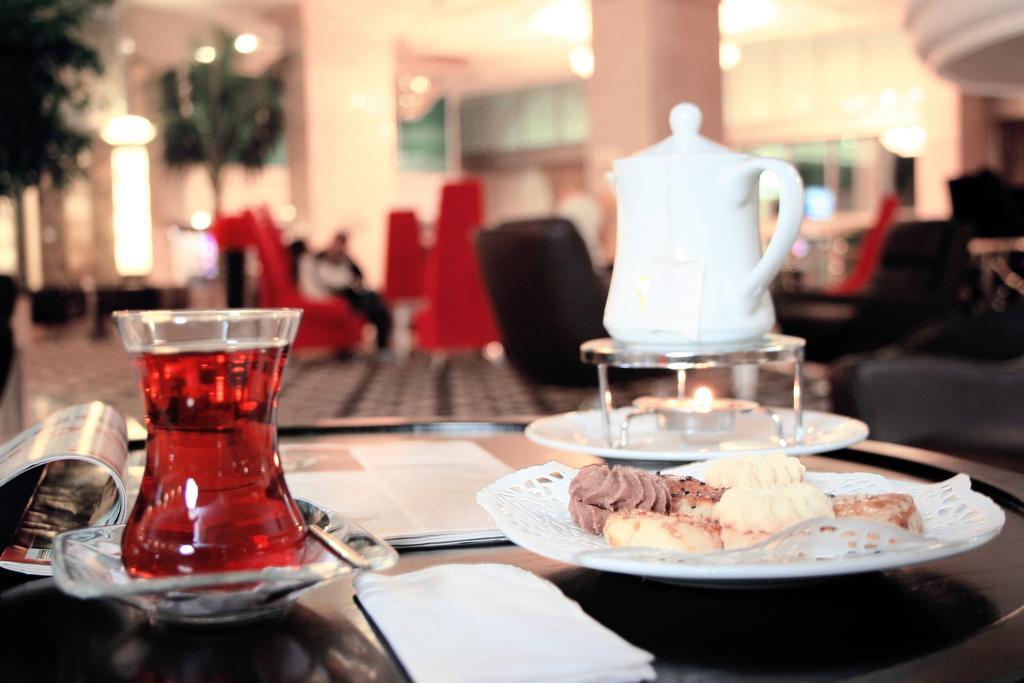 Eser Premium Hotel & Spa Büyükçekmece Kültér fotó Turkish tea