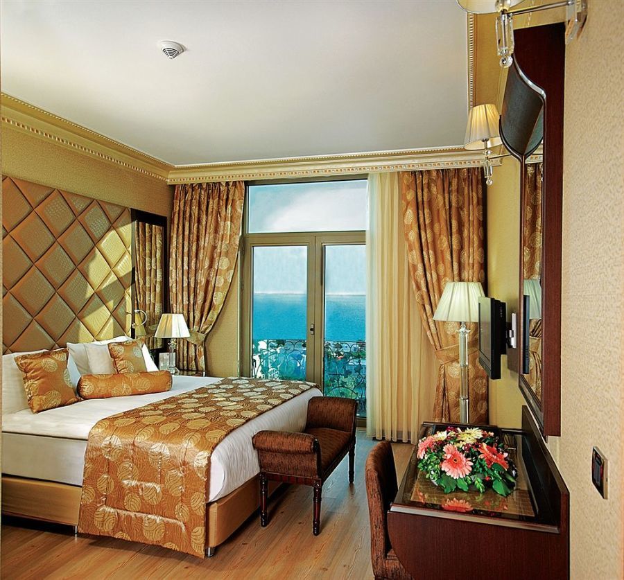 Eser Premium Hotel & Spa Büyükçekmece Kültér fotó A room at the hotel
