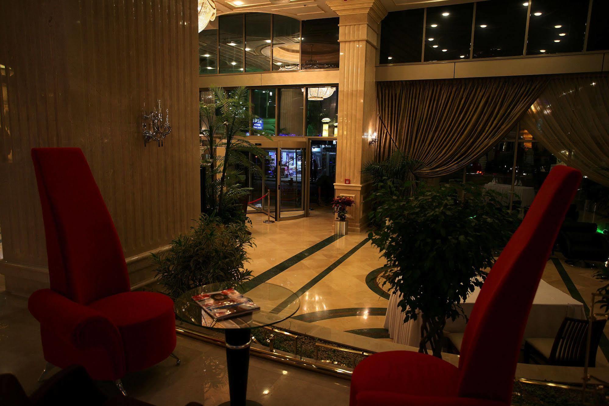 Eser Premium Hotel & Spa Büyükçekmece Kültér fotó Lobby