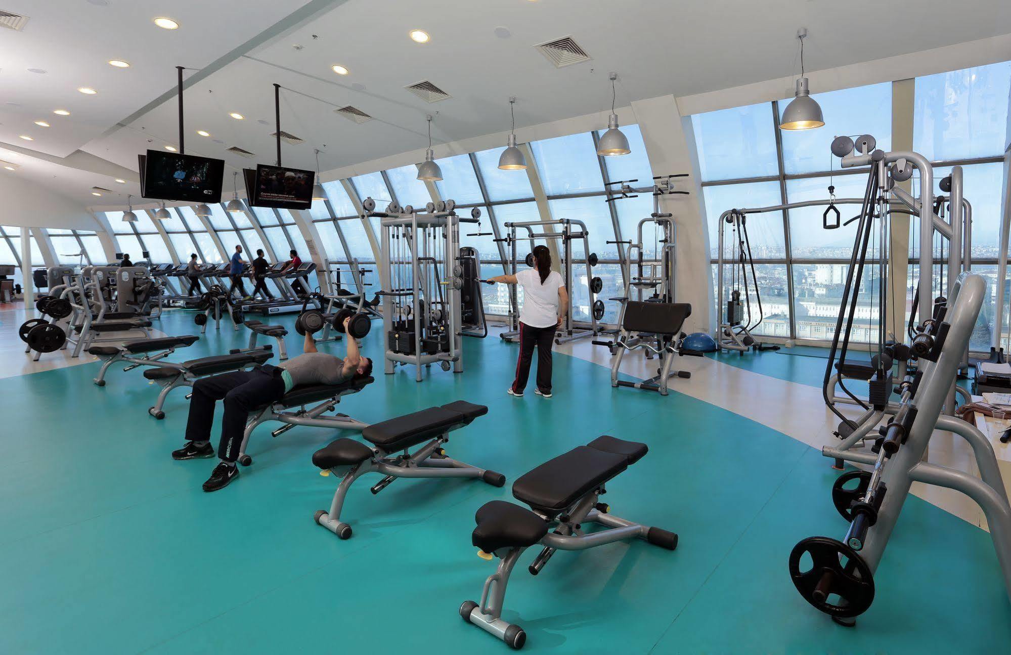 Eser Premium Hotel & Spa Büyükçekmece Kültér fotó The gym at the University of Westminster